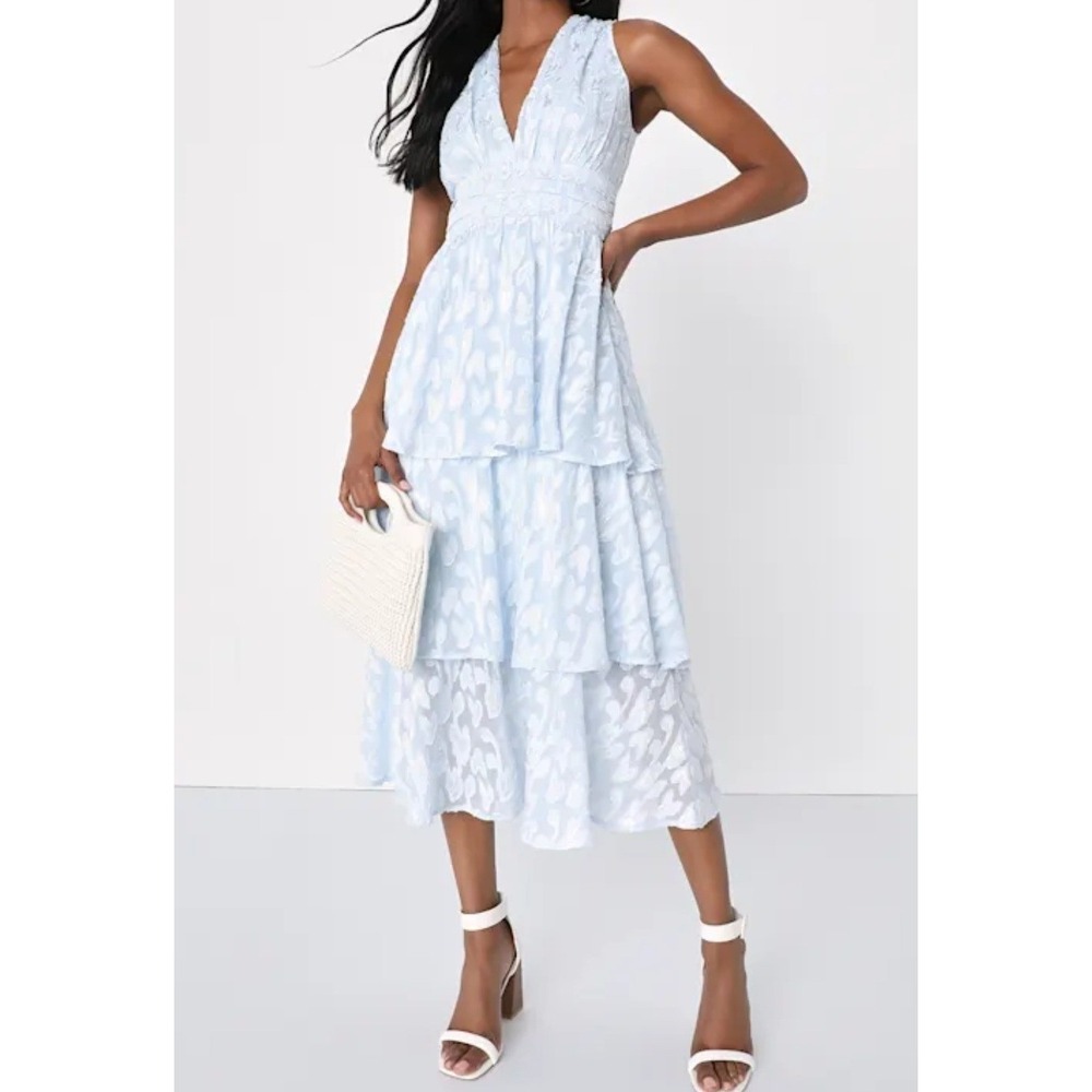 Lulu's Powder Blue Tiered Midi Dress NWT